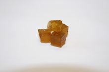 Load image into Gallery viewer, Pera Candita